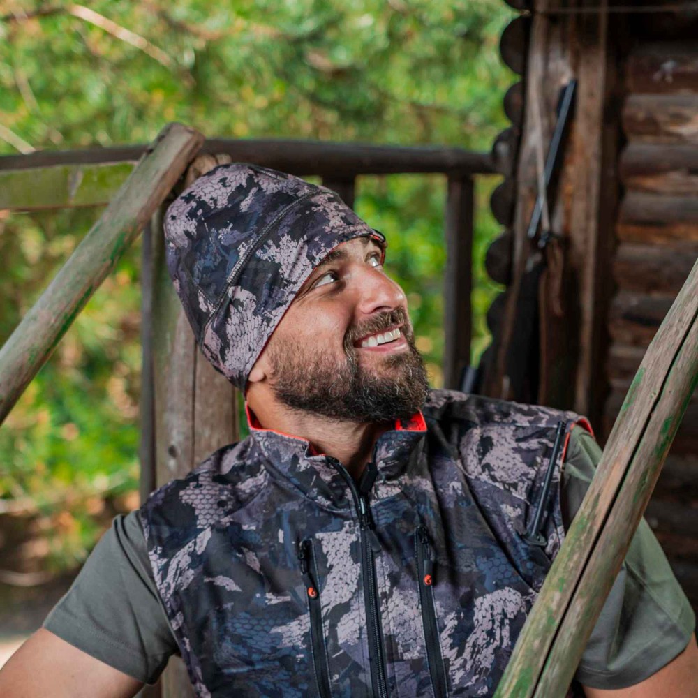 DAMARAN CHAMELEON REVERISIBLE HUNTING BEANIE WITH WINDBLOCK MEMBRANE