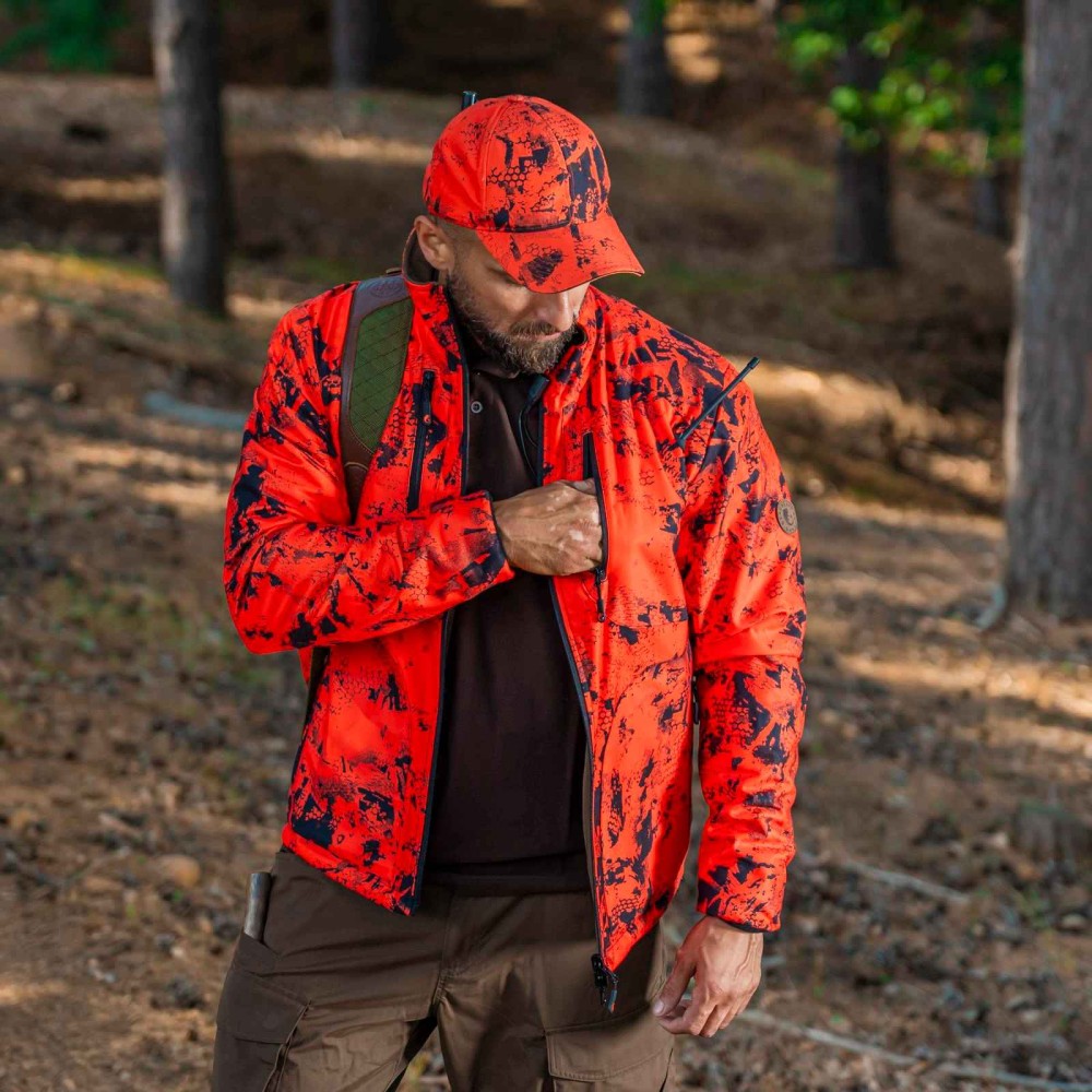 DAMARAN OLIVE REVERSIBLE FLEECE JACKET WITH WINDBLOCK MEMBRANE